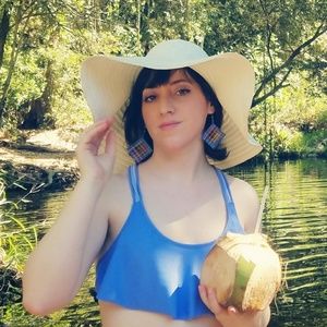 Meet your Posher, Libby